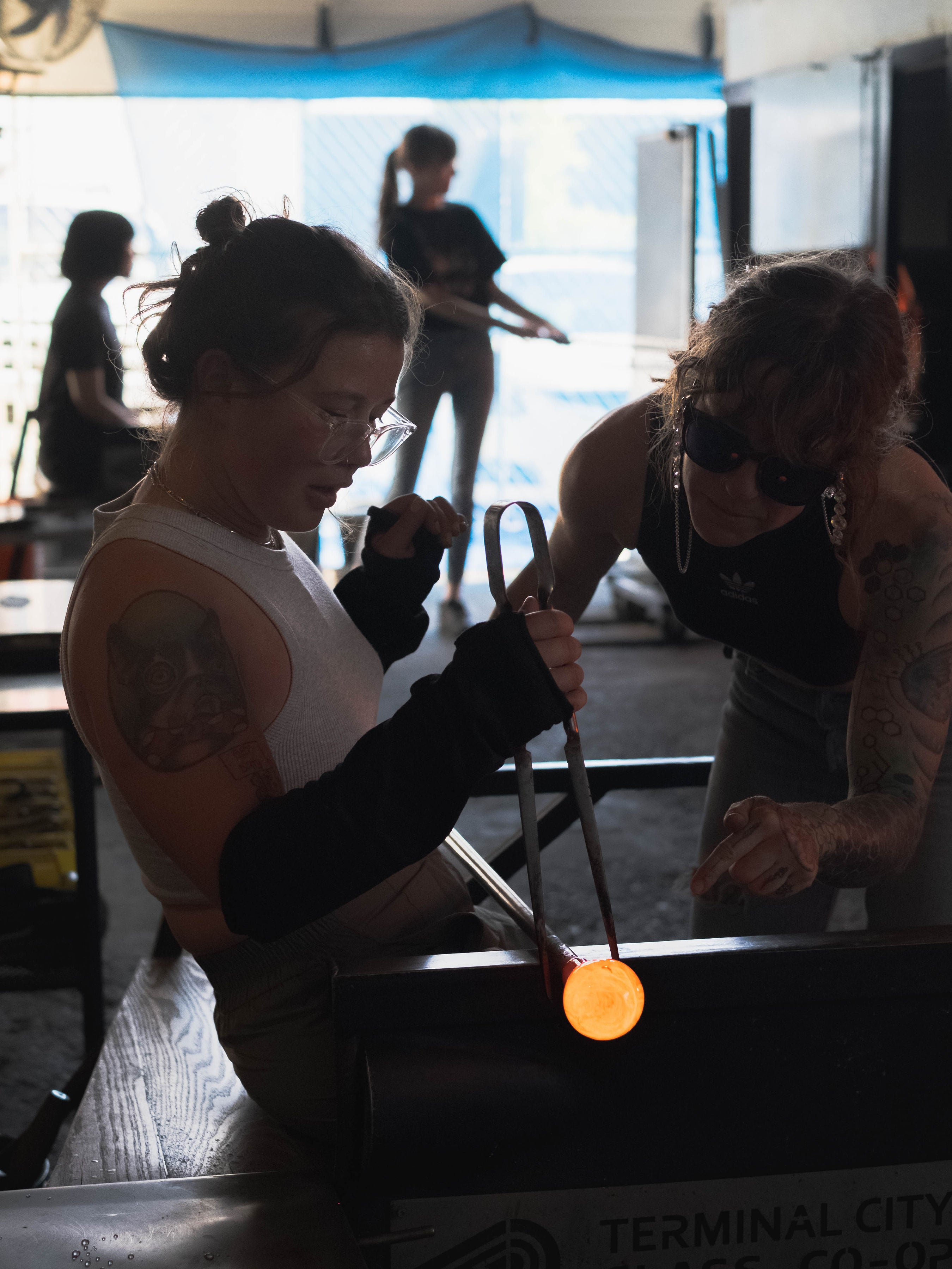 Intro to Glassblowing<br>6 Week Class<br>Oct 23-Dec 4, 2025