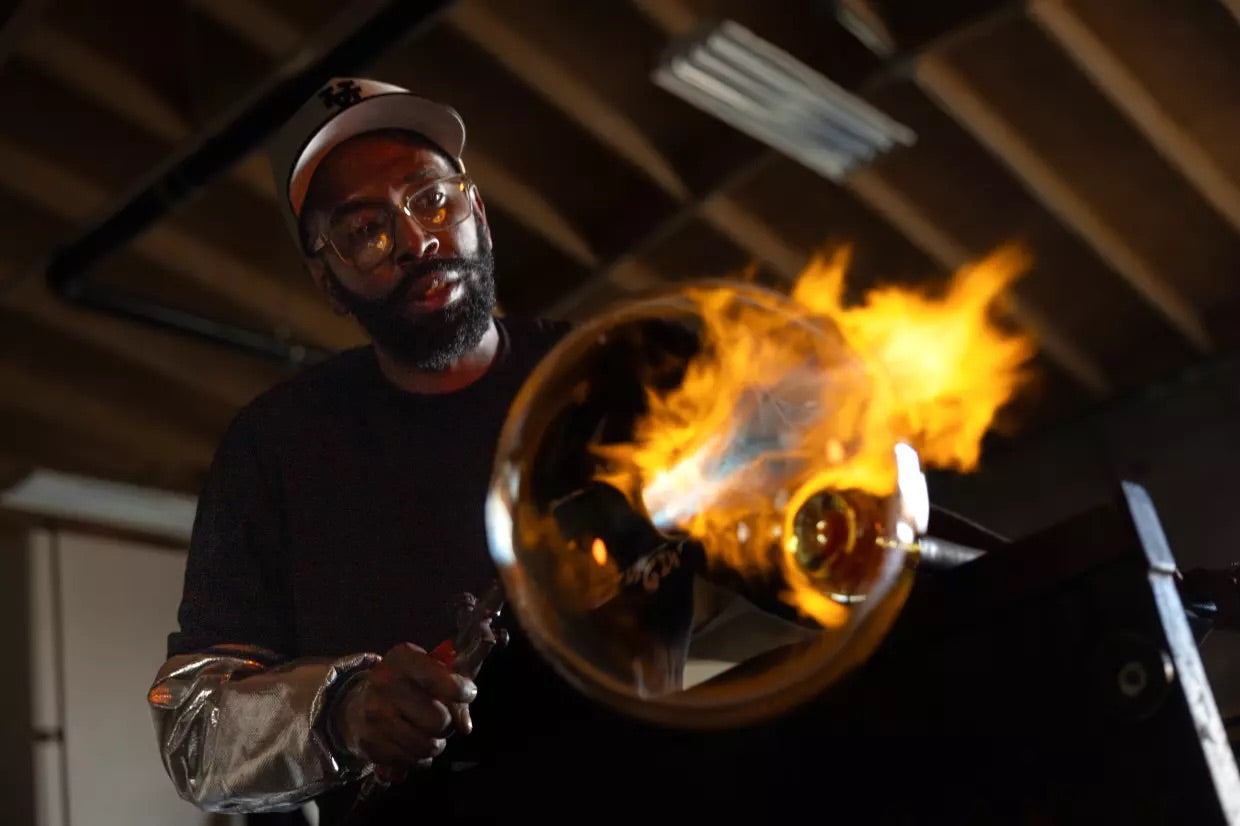 FORM & COLOUR: VISITING ARTIST GLASSBLOWING CLASS<b> With Cedric Mitchell<b> February 26 - 28, 2026